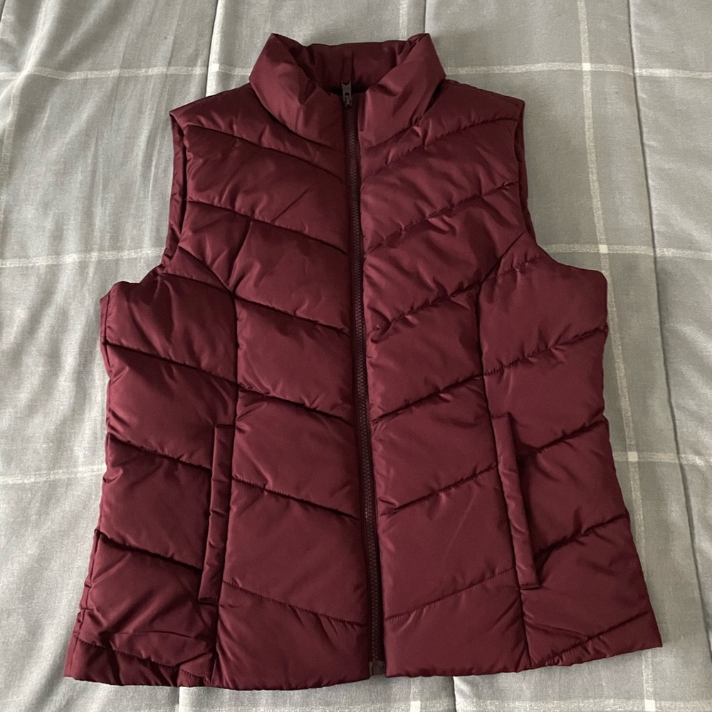 Aeropostale puffer vest